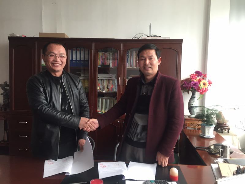 濟寧張總簽約金潤混凝土著色劑代理